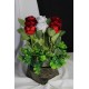 Saksı Çiçek Gold Gölgeli Taş Kırmızı & Beyaz Güller 9 Adet Yapay Yeşilliklerle Çevrili