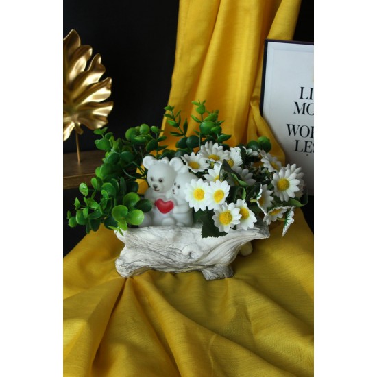 Papatya Çiçek Taş Saksı Yeşilliklerle Sarılı & Biblo Sevgili Ayıcık