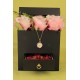 Pembe Güller 10 Adet Kare Kutu Dolusu Çekmeceli & Papatya Kolye Altın Kaplama Sevgiliye Hediye