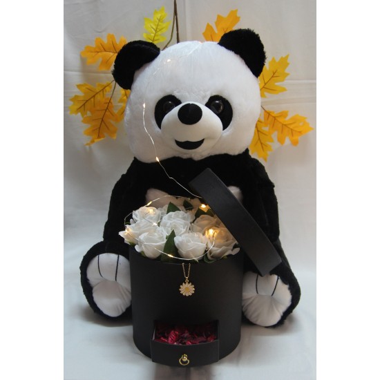 Kutu Dolusu Güller 13 Adet Sevimli Peluş Panda Kaliteli 50cm AltınKaplamaPapatyaKolye Led Işıklı Set